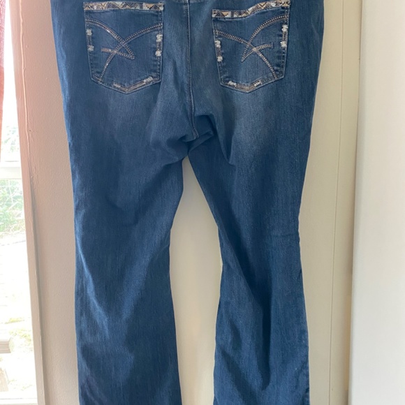 Amethyst Jeans Plus Size 22 - Picture 2 of 10